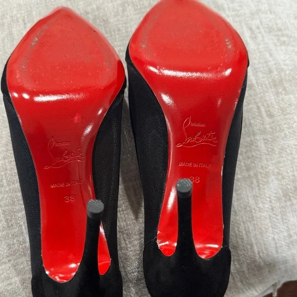 Christian Louboutin black suede pumps. - Picture 10 of 13